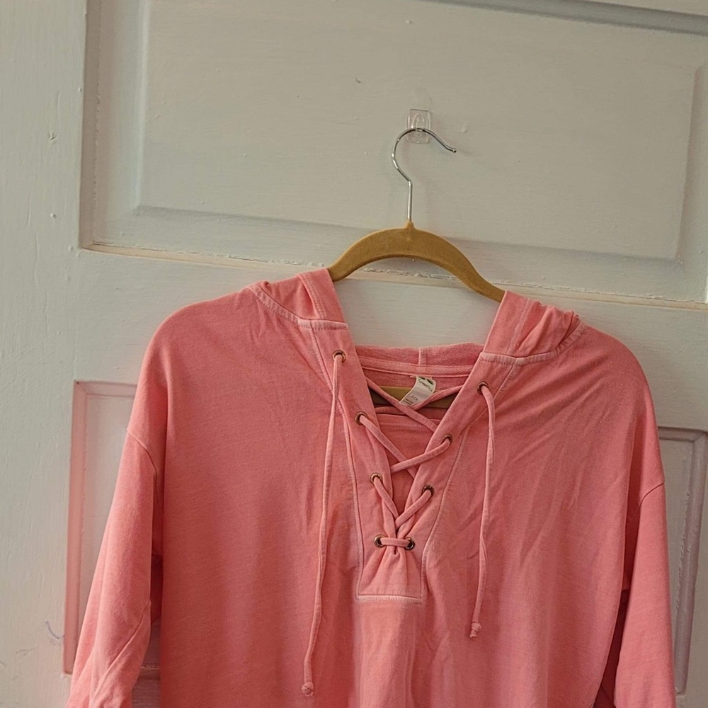 Green Tea, pink top, size small
